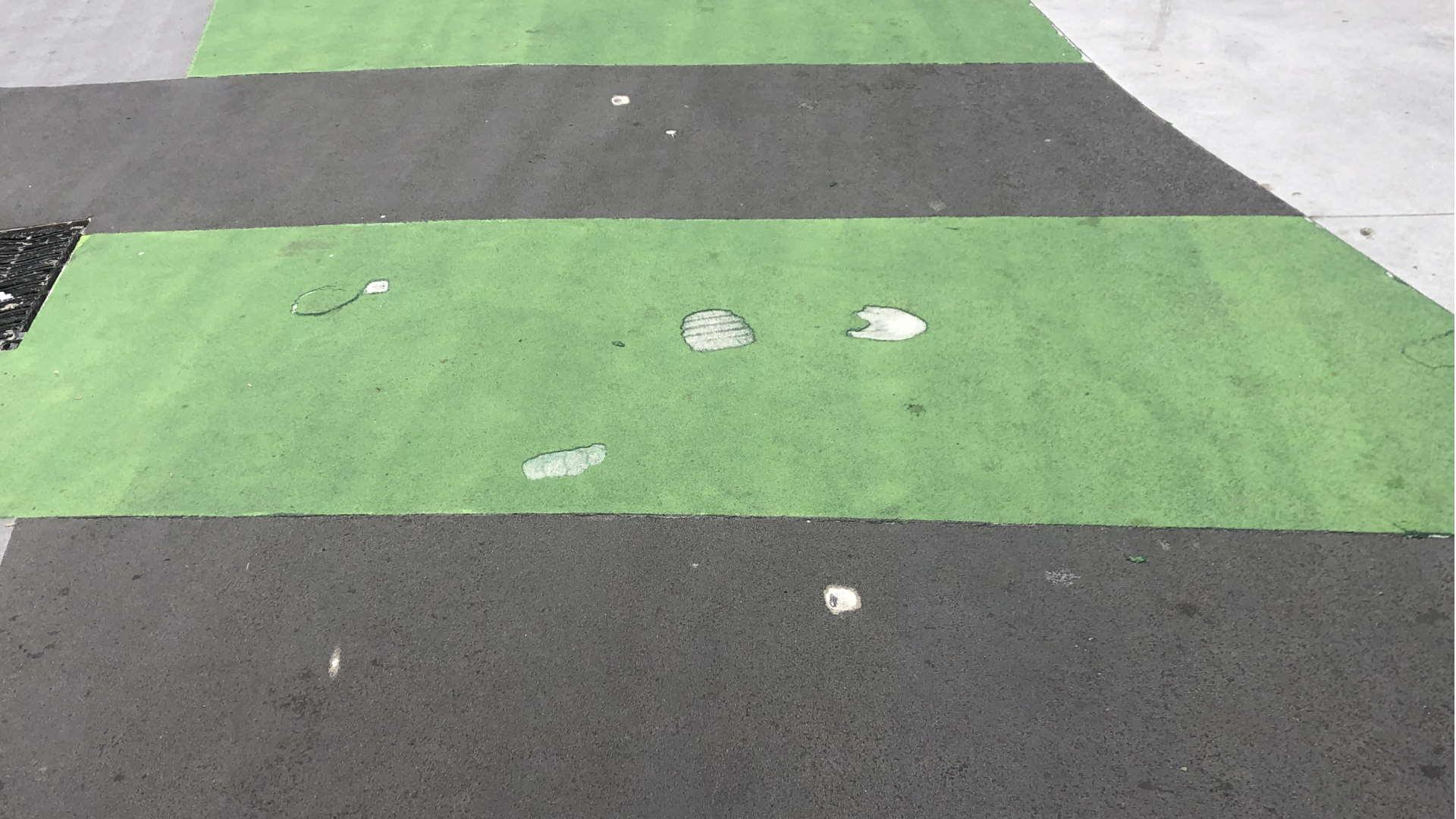 Desconchones en las obras de peatonalización de la calle Alcalde Marchesi de A Coruña