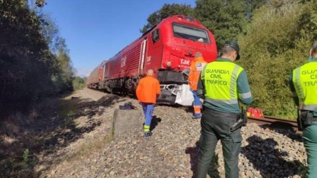 Rábade (Lugo) apremia a Renfe a suprimir el paso a nivel donde fue arrollado un conductor