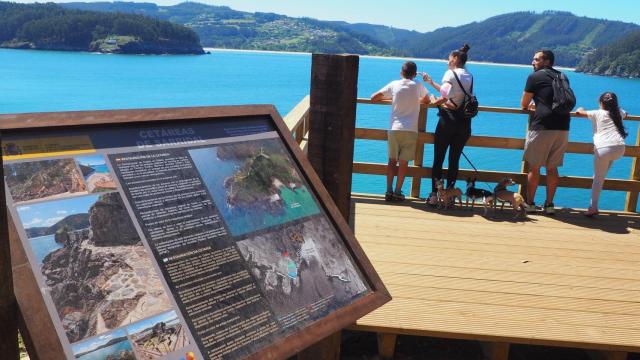 Mirador sobre la cetárea de O Sarridal