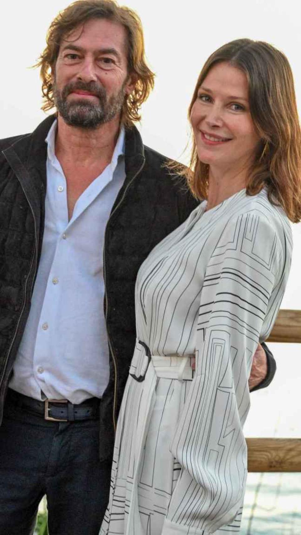 Santiago Pedraz y Esther Doña en una imagen tomada en diciembre de 2021.