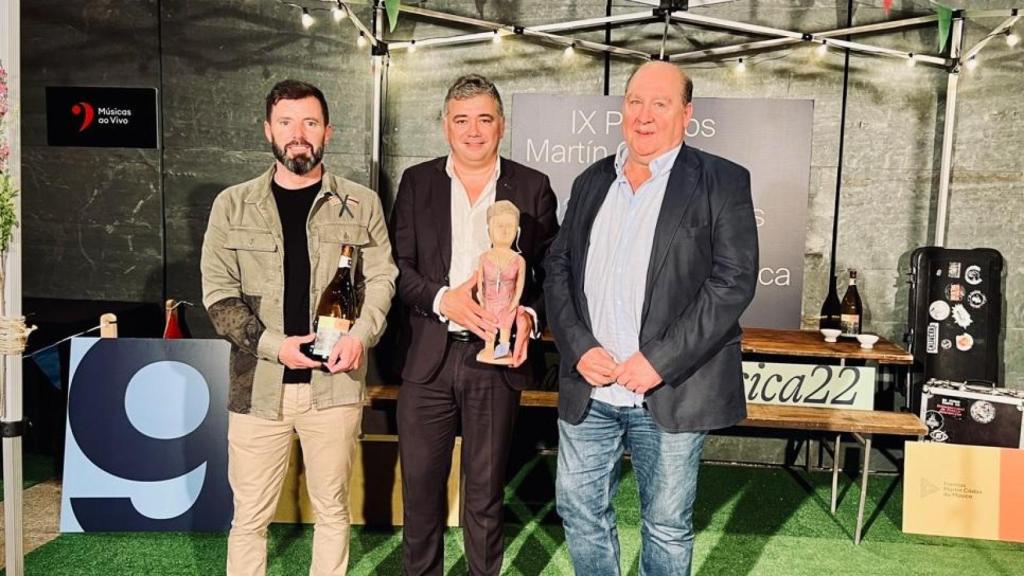 Lozano, Penabad y Balboa tras recoger el galardón