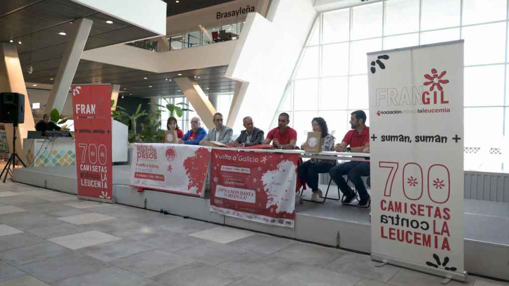 Presentación de la Vuelta a Galicia 700.