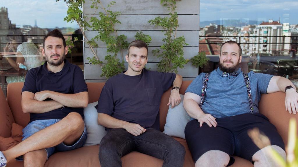 Fundadores de Champions Game, estudio de videojuegos pionero del mundo deportivo virtual, creador de MetaSoccer, el primer metaverso del mundo del fútbol basado en tecnología 'blockchain'..