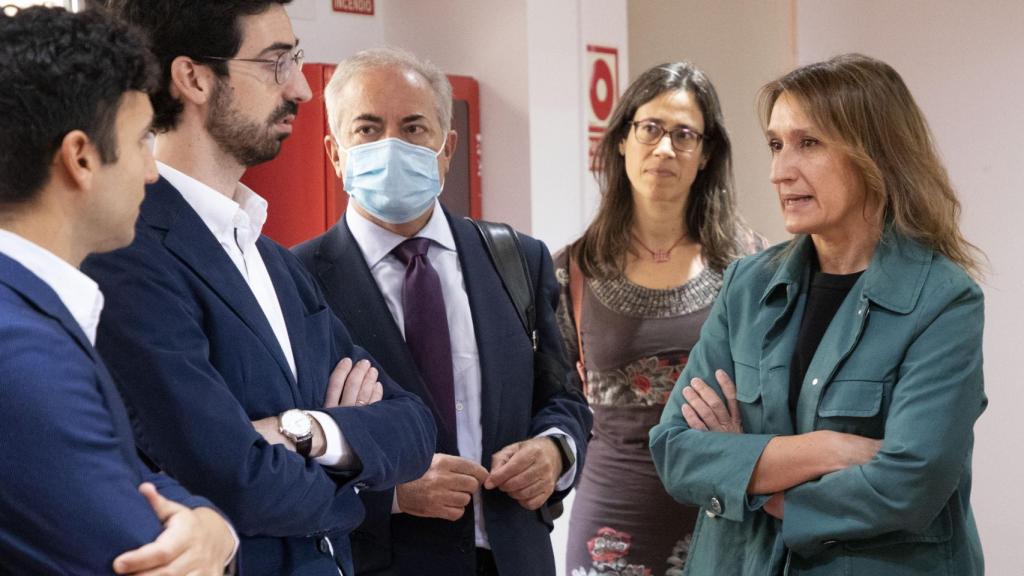 La consejera de Educación, Rocío Lucas, en su visita a Salamanca