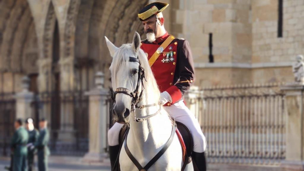 Imagen de un guardia civil en el acto de León