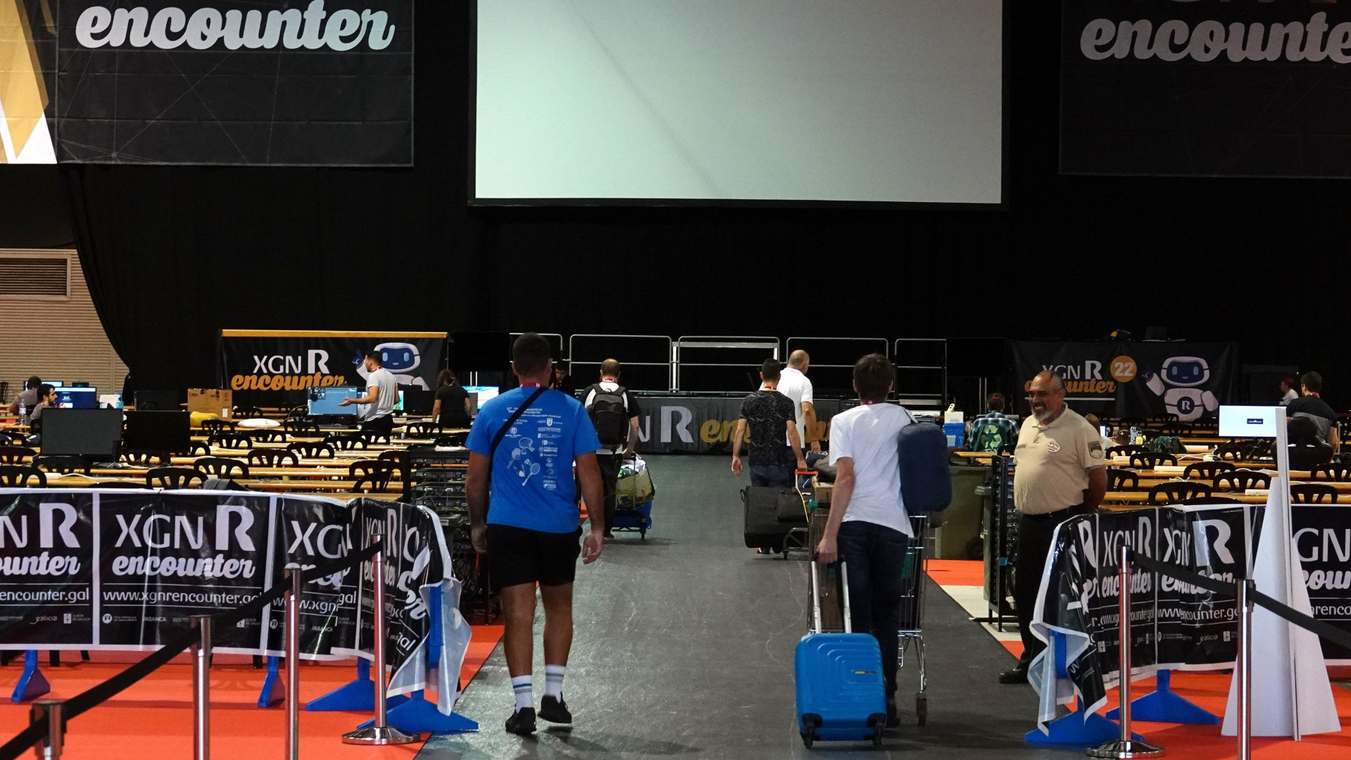 Participantes del XGN R Encounter llegando al recinto Feria Internacional de Galicia. Foto: Cedida