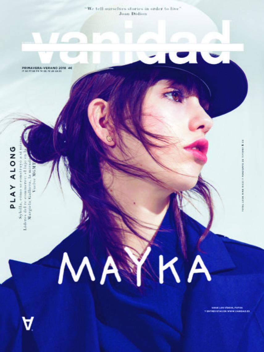 Portada protagonizada por Maika Merino para 'Vanidad' con un estilismo de Fran Marto.