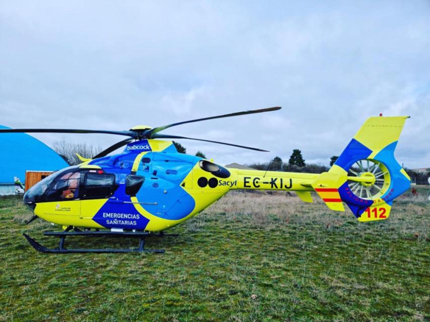 Imagen del helicóptero medicalizado de Sacyl.
