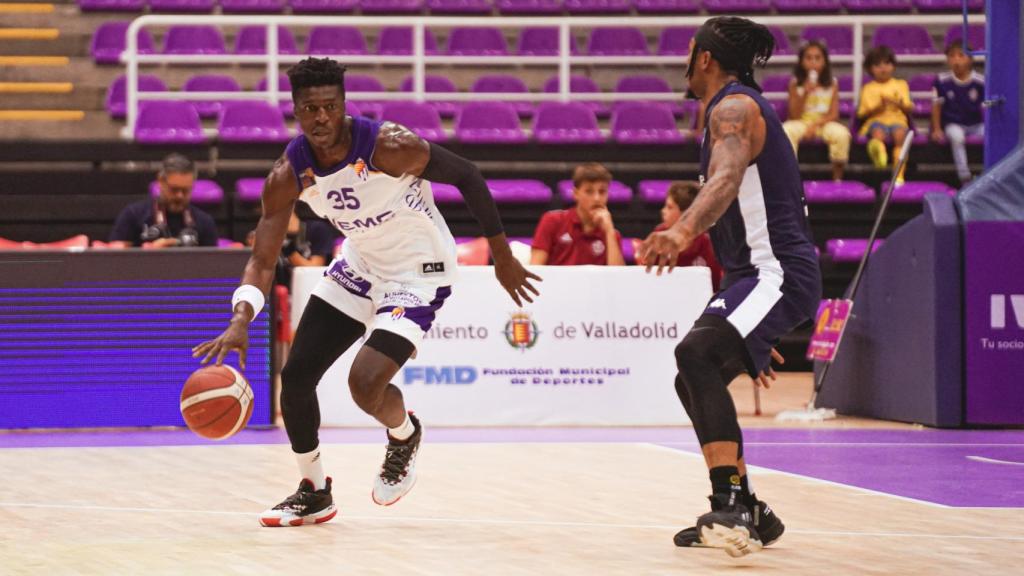 El Real Valladolid busca la primera victoria de la temporada, en casa y ante Burgos