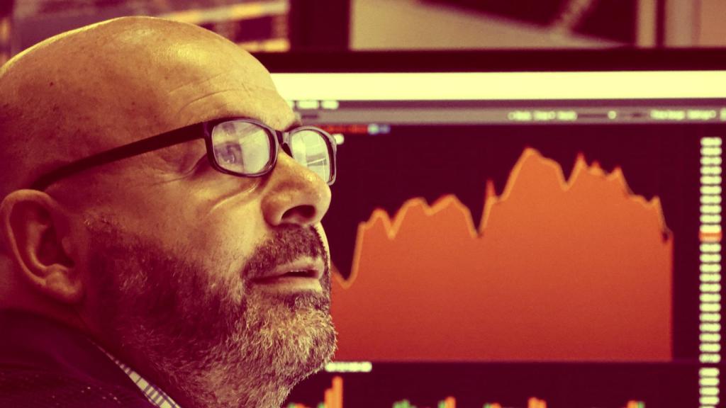 Un inversor en el parqué de la Bolsa de Nueva York.