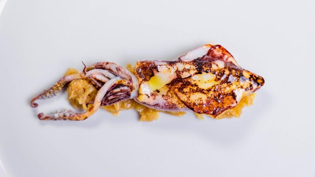 Calamar a la plancha en Lakasa