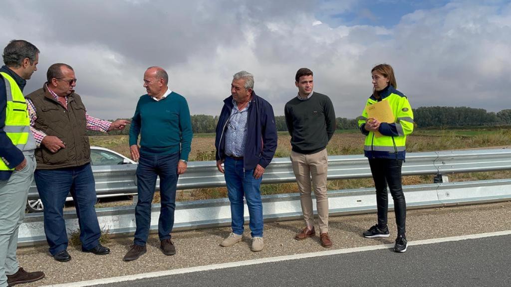El vicepresidente de la Diputación Provincial, José María Barrios, ha visitado hoy uno de esos tramos