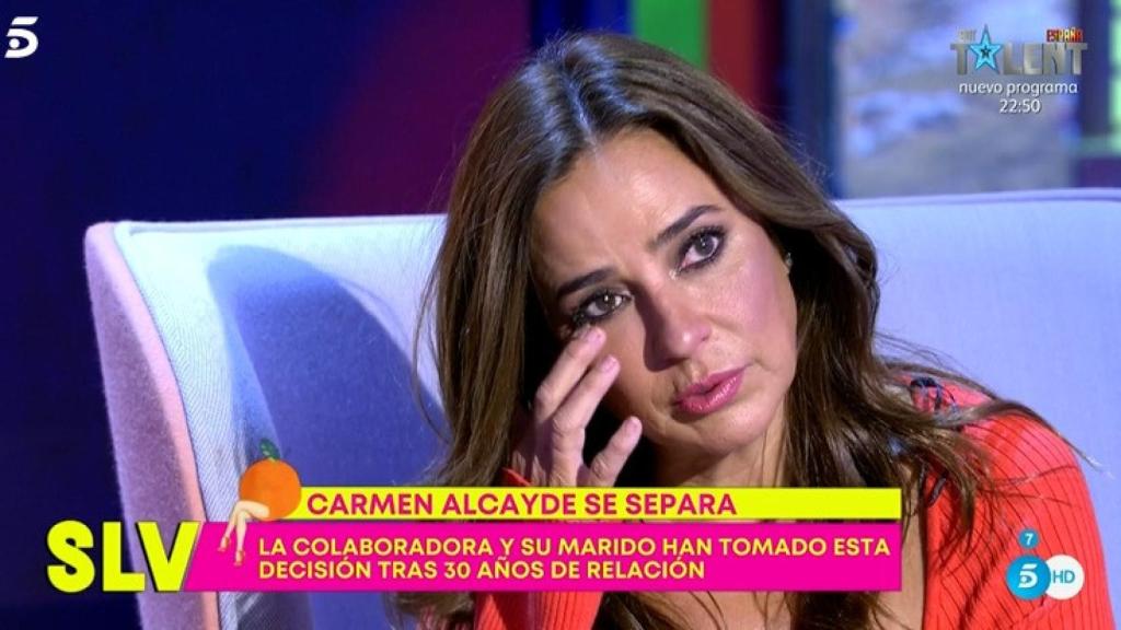 La periodista no ha podido evitar las lágrimas al hablar de su divorcio.