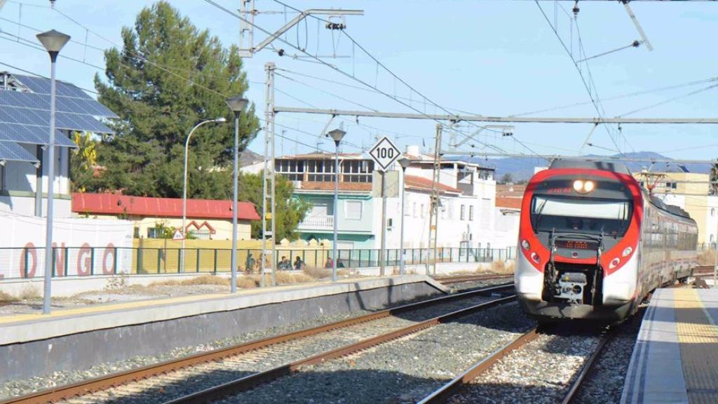 Imagen de archivo de uno de los trenes de Cercanías de Málaga.