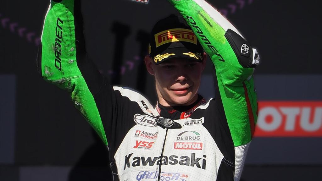 Victor Steeman, celebrando una victoria en el Mundial de Supersport