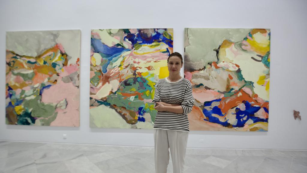 Cristina Lucas en la inauguración de la exposición en el Centro Andaluz de Arte Contemporáneo de Sevilla.