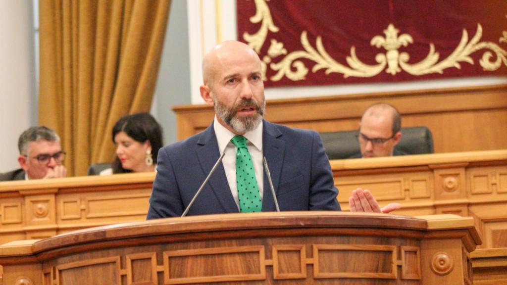 David Muñoz, diputados de Ciudadanos, este jueves durante su intervención en las Cortes de Castilla-La Mancha