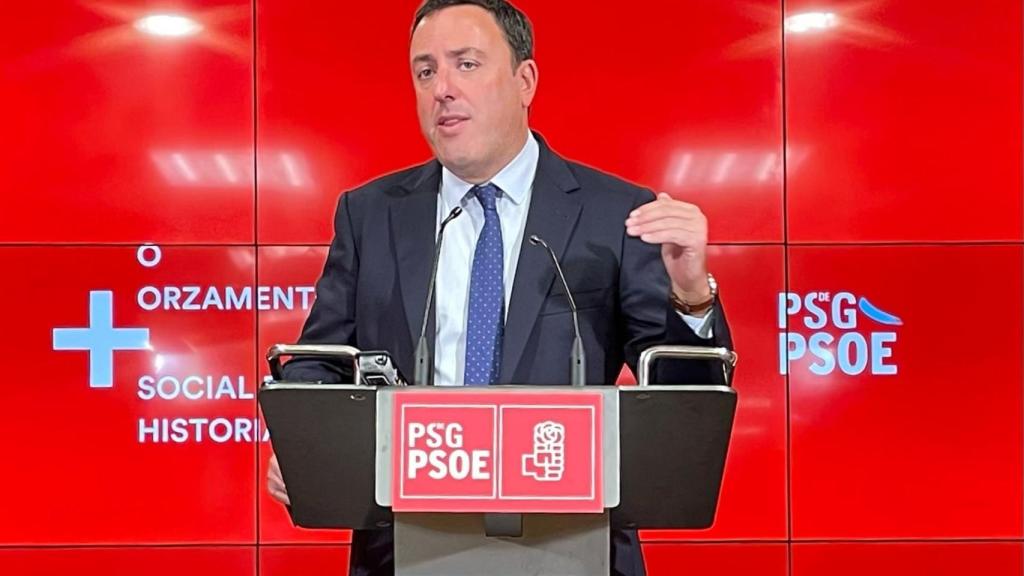 El secretario xeral del PSdeG, Valentín González Formoso, en rueda de prensa.