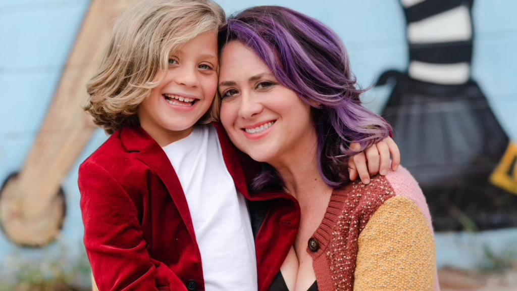 Ser madre soltera es lo que le llevó a Leslie Borrell a crear Carefully.