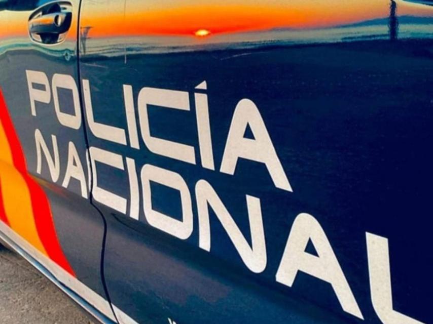 Imagen de archivo de un vehículo de la Policía Nacional.