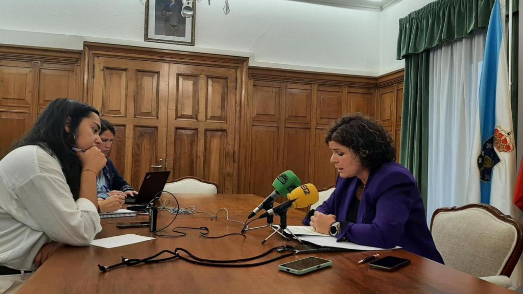 La subdelegada del Gobierno en A Coruña, María Rivas, ofrece una rueda de prensa sobre los PGE de 2023.