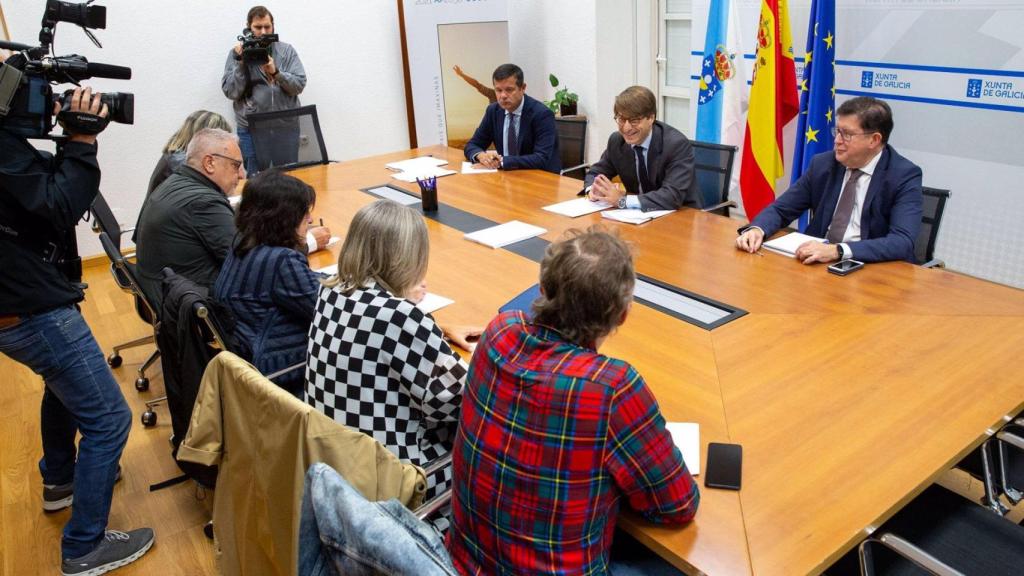 El conselleiro de Facenda e Administración Pública, Miguel Corgos, se reúne con los sindicatos.