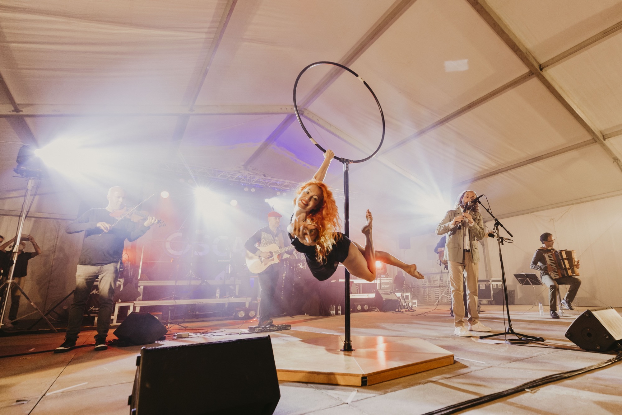 Rebeca Santos, directora de Gothic Circus durante una actuación particular. Foto: Cedida