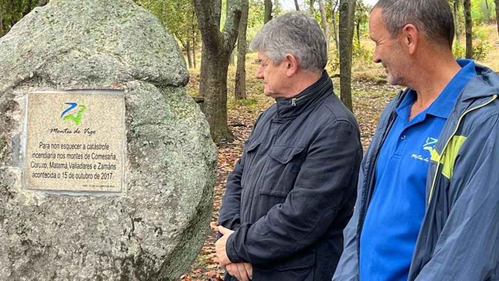 Acto de recuerdo del quinto aniversario de los incendios que afectaron a los montes de Vigo.