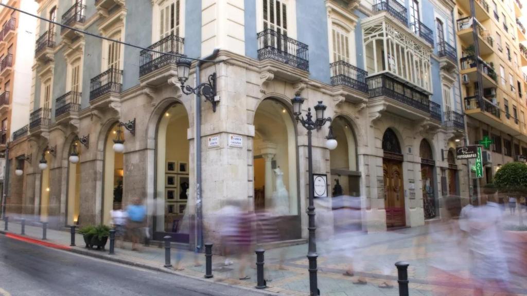 Una calle comercial de Alicante.
