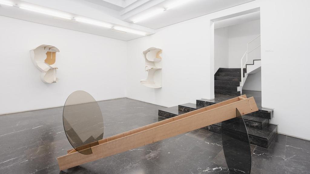 Vista de la exposición Fuentesal & Arenillas en la galería Luis Adelantado