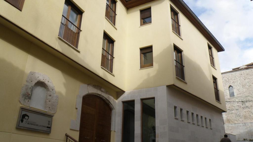 Exteriores de la Sala Alfonsa de la Torre, en Cuéllar