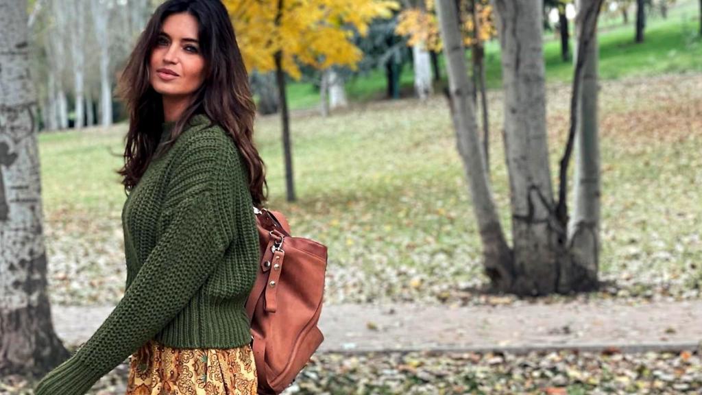 Sara Carbonero con bolso de la firma Josefina bags.