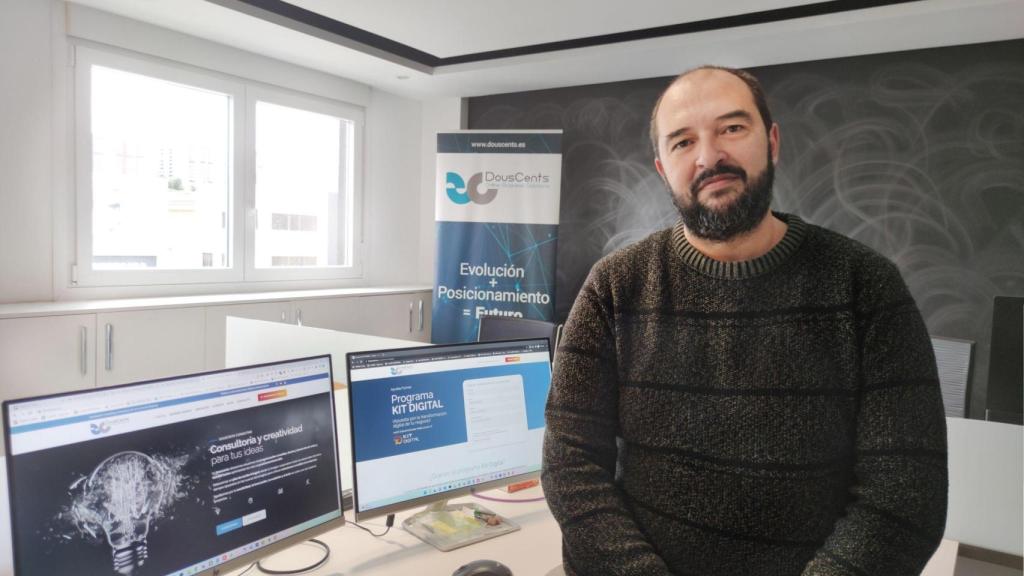 Pablo López, director técnico de Douscents