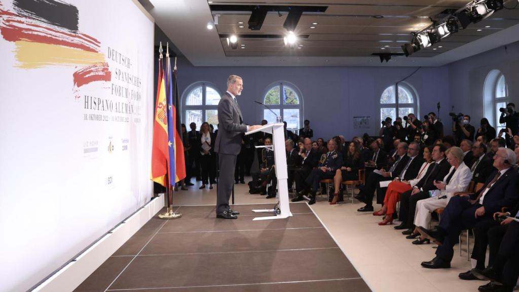 El Rey Felipe VI durante su intervención en el Foro Hispano-Alemán de Berlín.