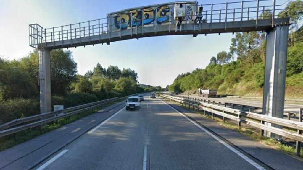 El radar del kilómetro 13 de la A-66, en sentido hacia Gijón y Avilés.