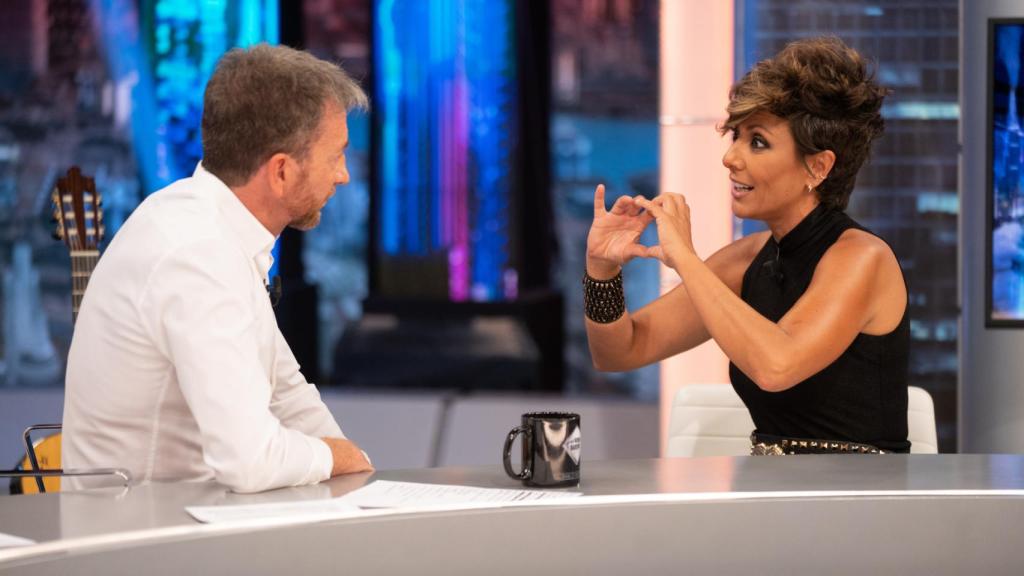 Sonsoles, con Pablo Motos, en 'El Hormiguero'.