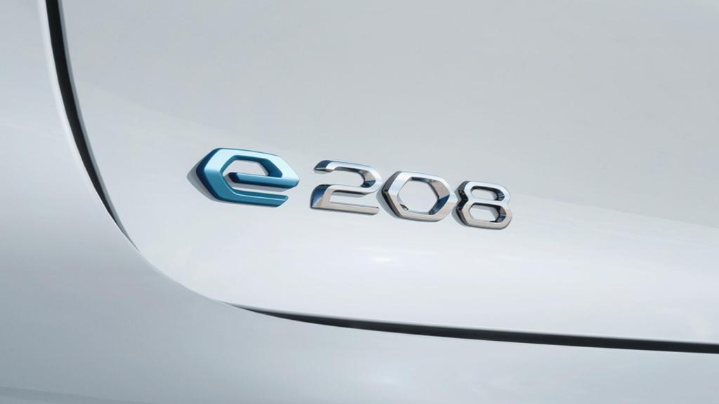 Peugeot e-208.