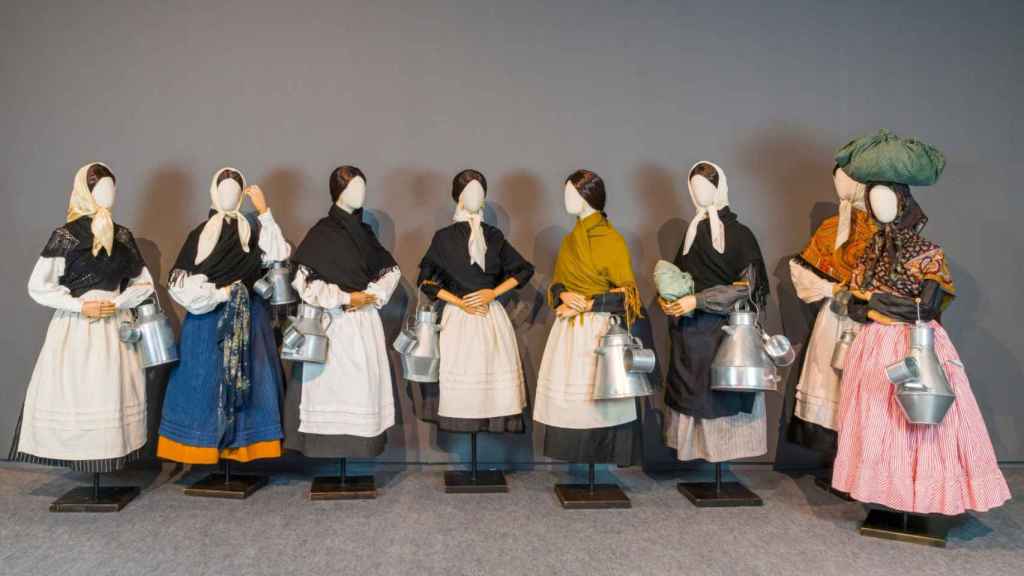 Muestra Ruth Matilda Anderson. Unha viaxe pola indumentaria tradicional de Galicia.