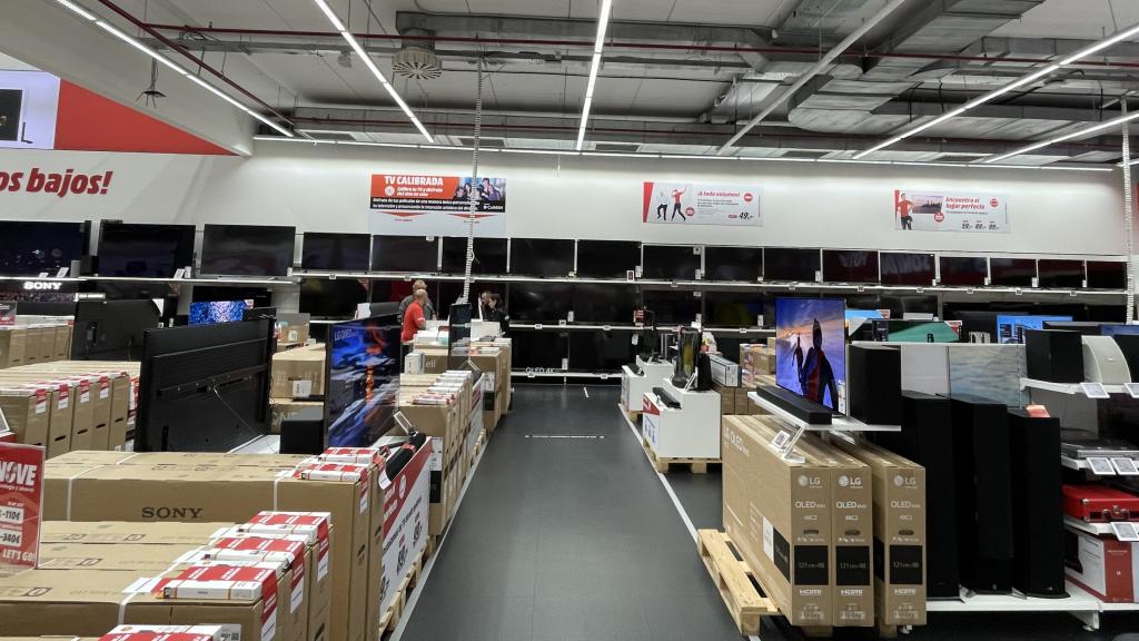 Televisores apagados en Media Markt
