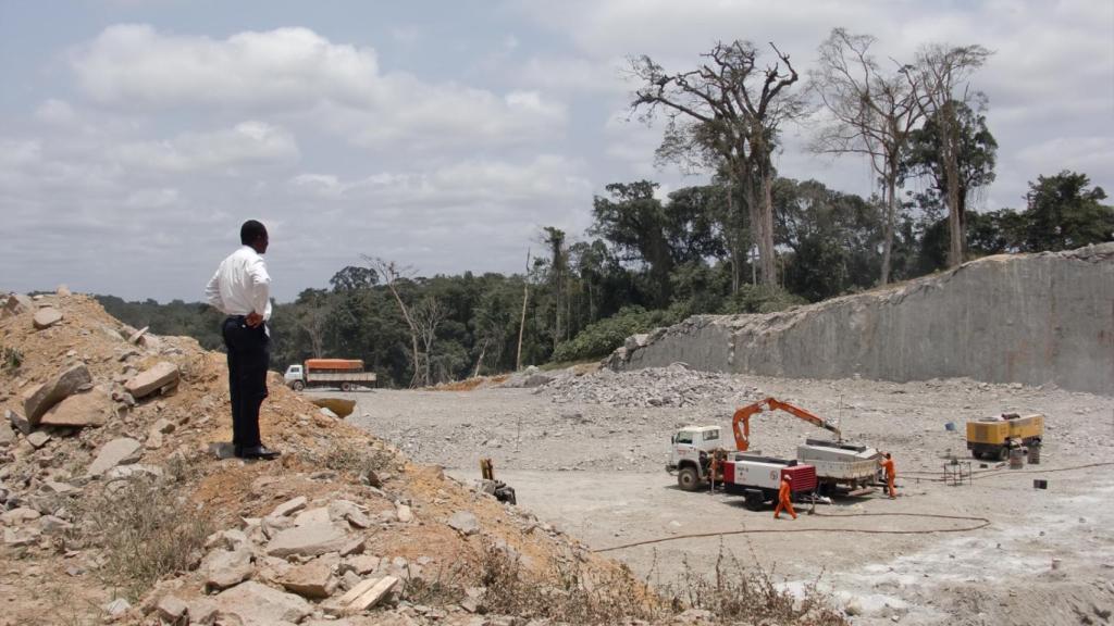 Las obras de la ciudad fantasma.