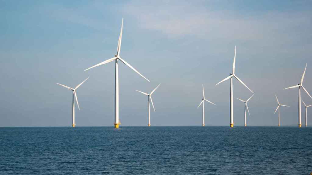 Instalación de eólica marina en una imagen de archivo.