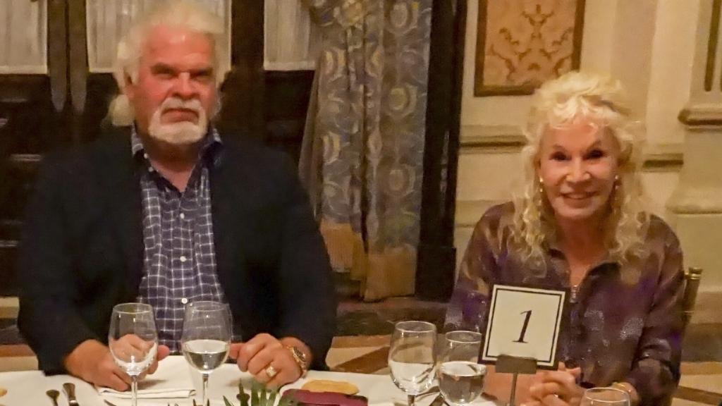 El matrimonio, durante la cena navideña en el Hotel Alfonso XIII en Sevilla.