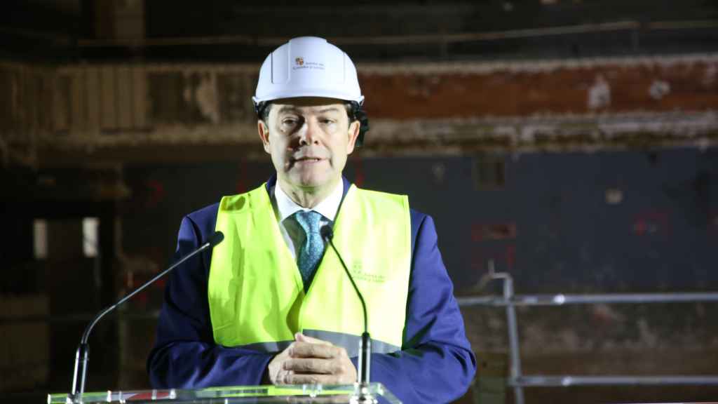 El presidente de la Junta de Castilla y León, Alfonso Fernández Mañueco, visita las obras del Conservatorio Profesional de Música