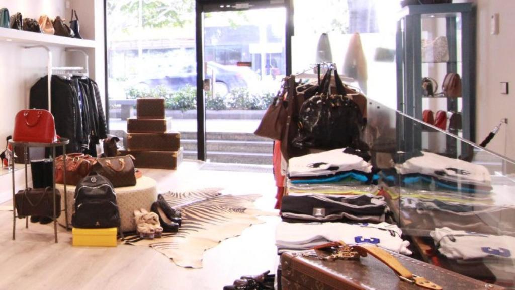 Las marcas más explusivas también tienen una segunda vida. Con permiso de Carmen Lomana.