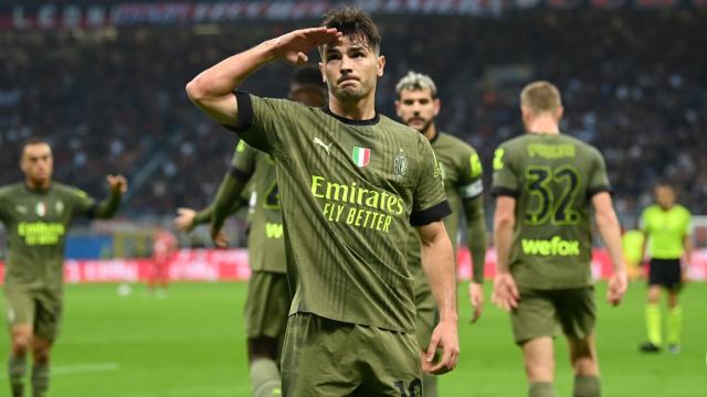 Brahim Díaz celebra un gol con el AC Milan