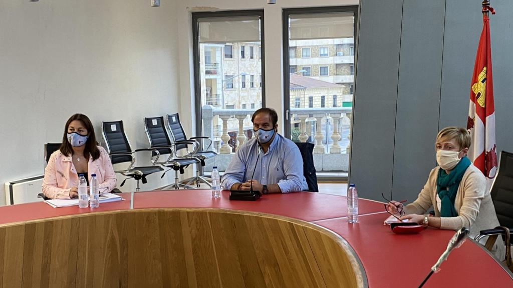 Una sesión plenaria del Ayuntamiento de Guijuelo