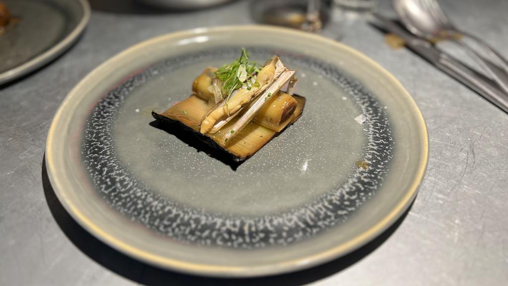 Puerro con navaja escabechada