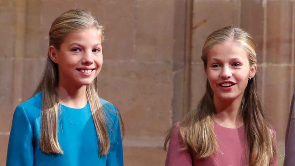 Las infantas Leonor y Sofía en Oviedo, en el año 2019.
