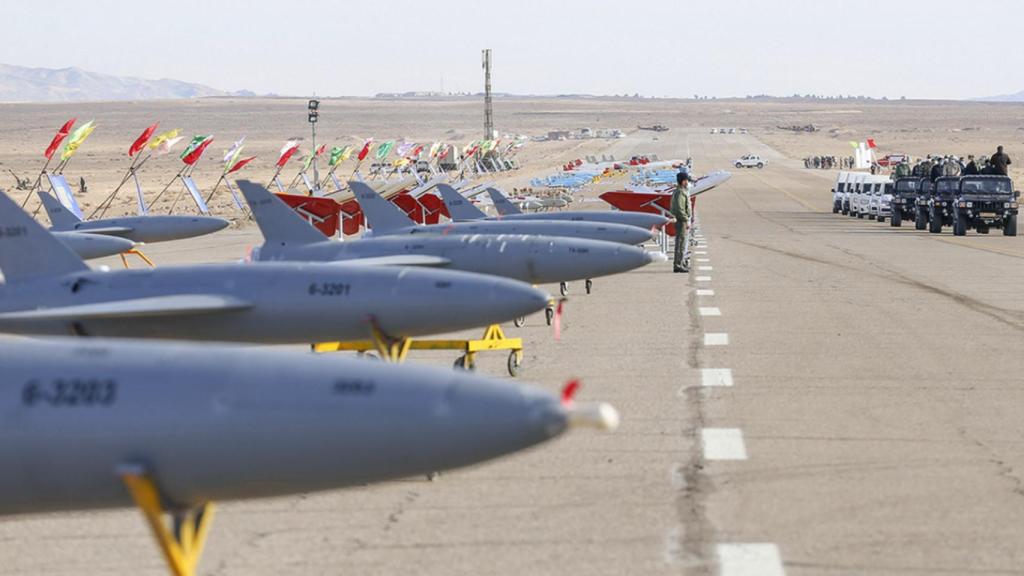 Drones iraníes antes de unas maniobras