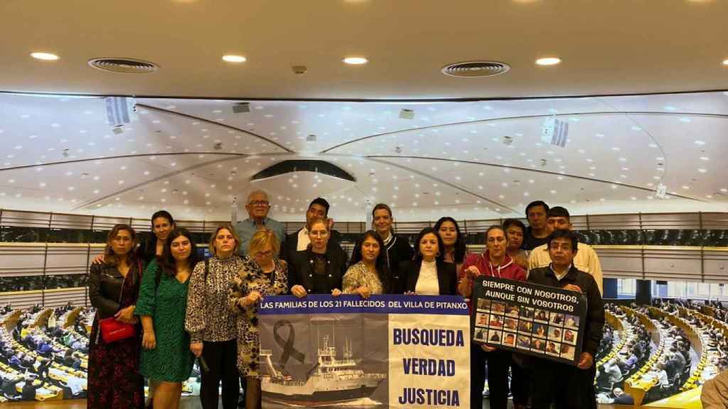 Familiares de las víctimas del ‘Pitanxo’ en Bruselas.